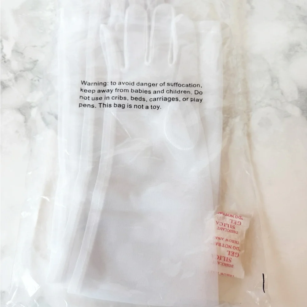 Eloquii Lucent White Gloves